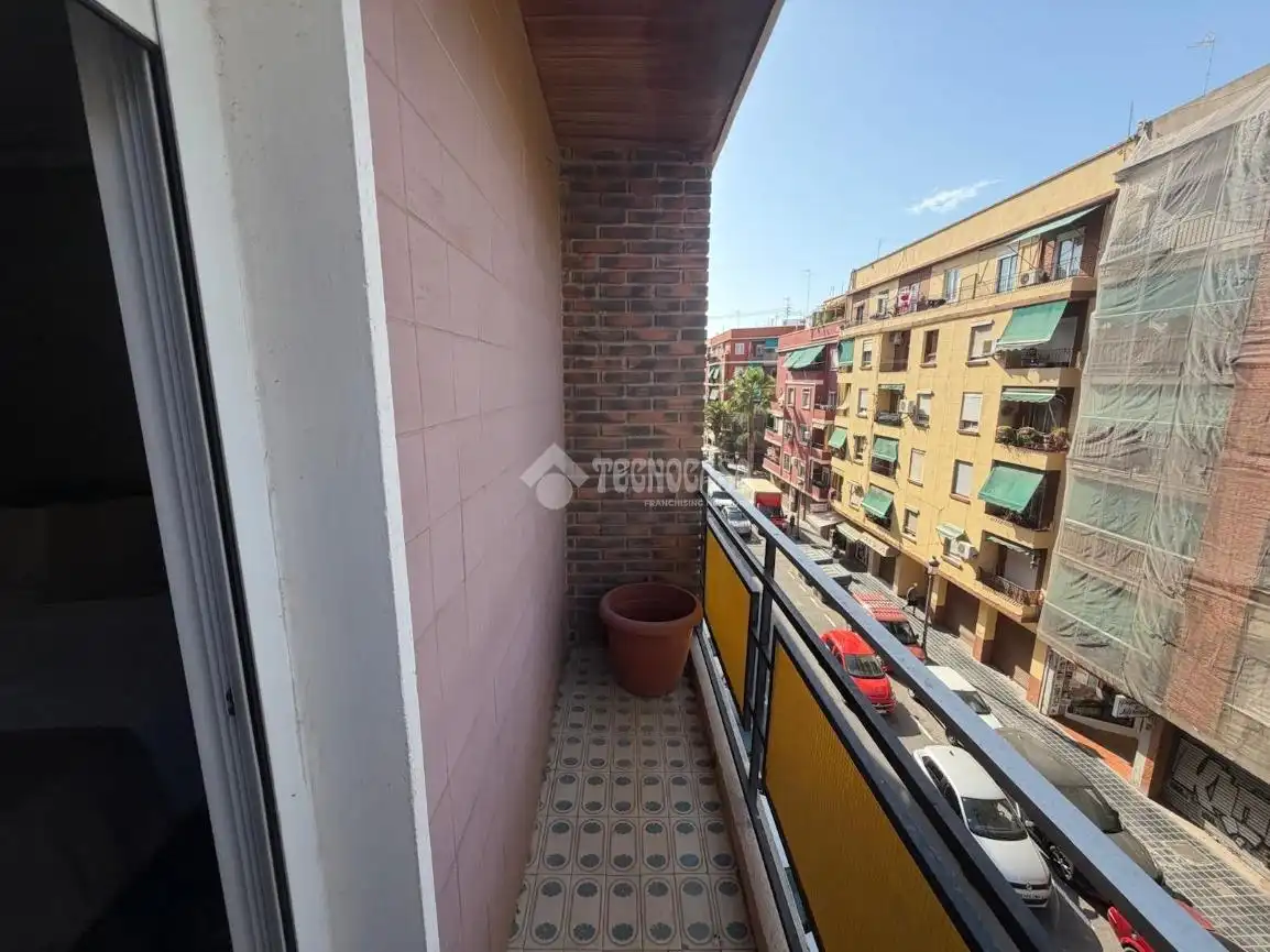 Terrassa de Pis en venda en Valencia