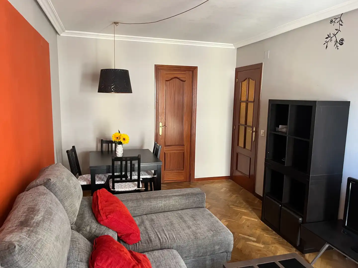 Sala de estar de Apartamento de alquiler en Salamanca con Calefacción, Parquet y Amueblado
