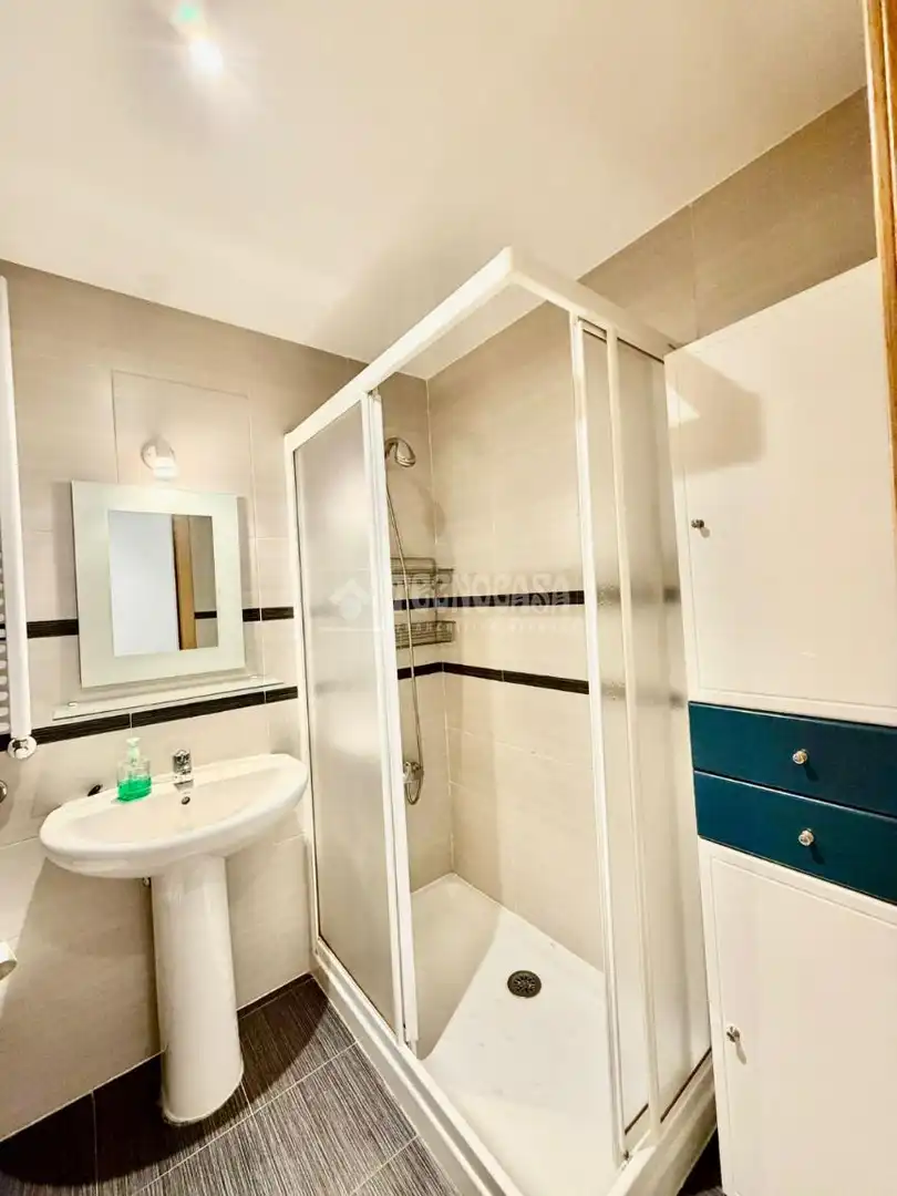 Baño de Piso en venta en Madrid con Aire acondicionado, Calefacción y Terraza