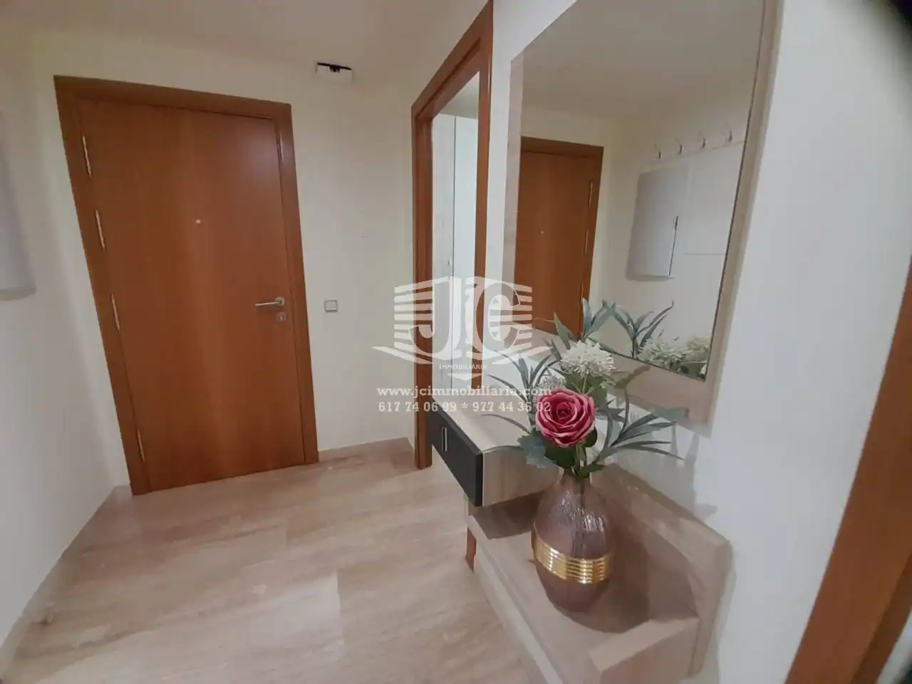 Flat for rent in Avenida MARCEL·LI DOMINGO, Ferreries