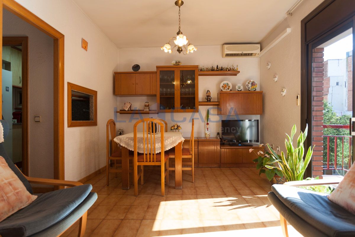 Kitchen of Flat for sale in L'Hospitalet de Llobregat  with Terrace and Balcony