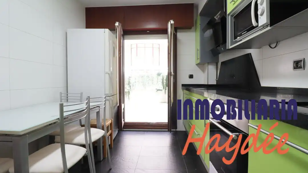 Kitchen of Flat for sale in Leioa  with Heating and Storage room