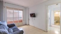 Living room of Flat for sale in  Granada Capital  with Terrace and Balcony