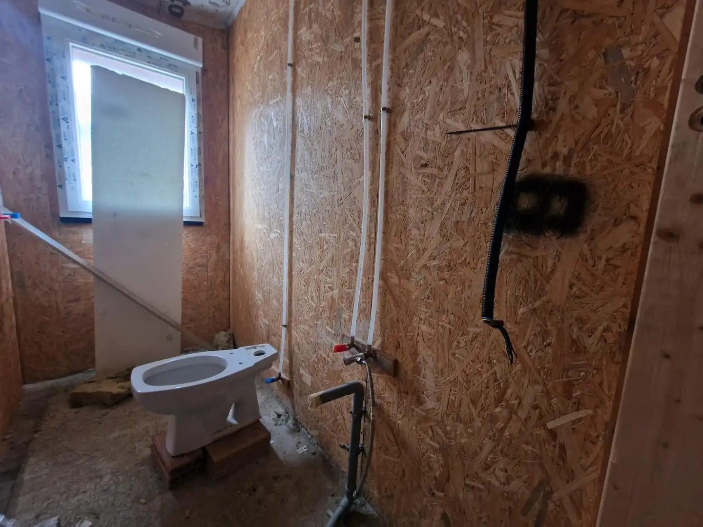 Bathroom of Houses for sale in Sesué, Huesca