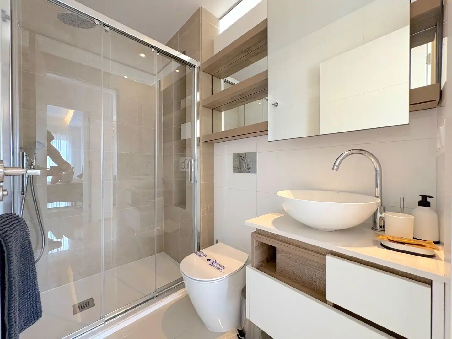 Baño de Apartamento en venta en Rojales con Aire acondicionado, Jardín privado y Terraza
