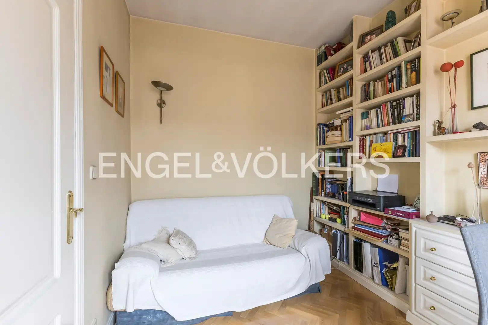 Sala de estar de Piso en venta en Madrid con Aire acondicionado, Calefacción y Parquet