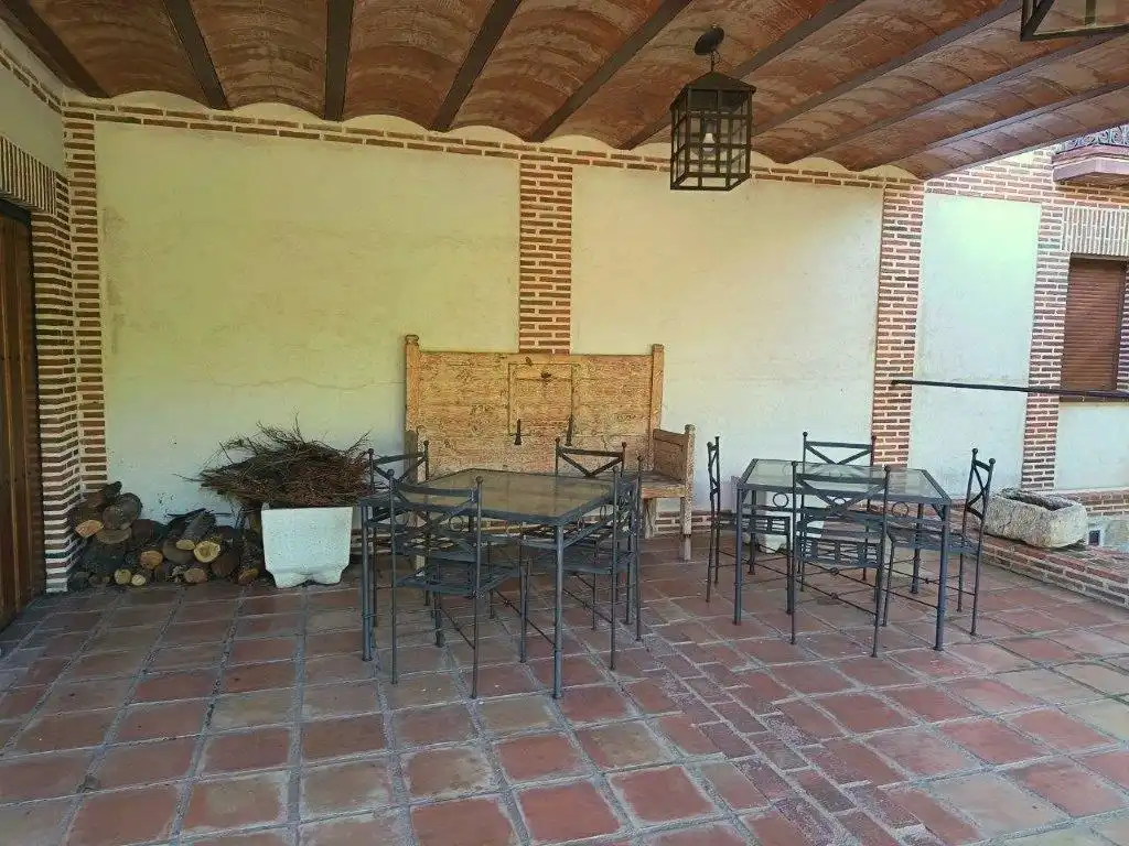 Terrace of Buildings for sale in Navalonguilla