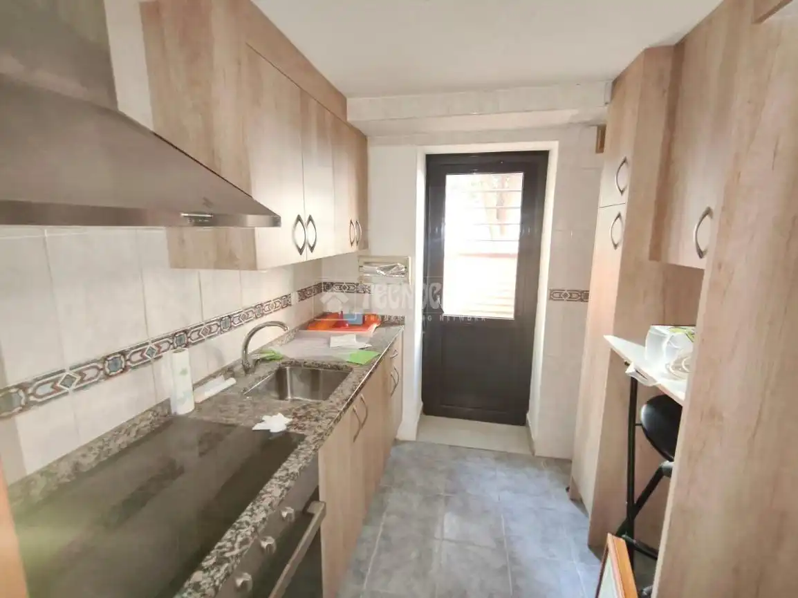 Cuina de Pis en venda en Zaragoza amb Calefacció i Moblat