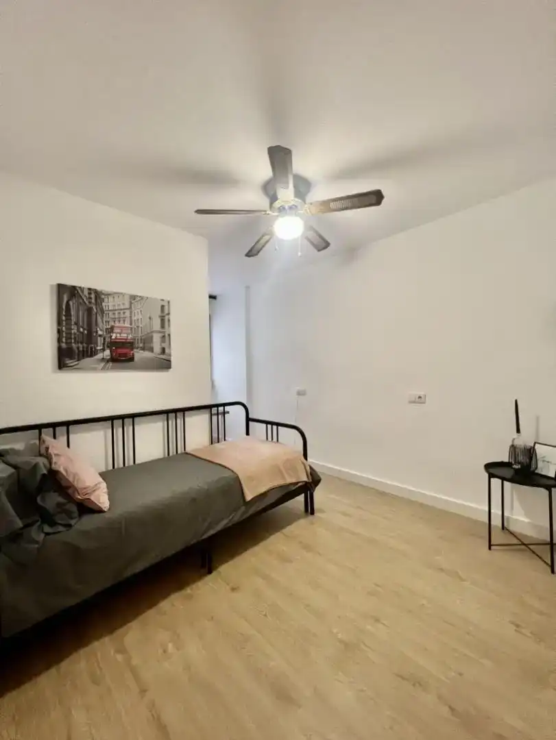 Schlafzimmer von Wohnung zur Miete in Altea mit Klimaanlage, Parkett und Möbliert