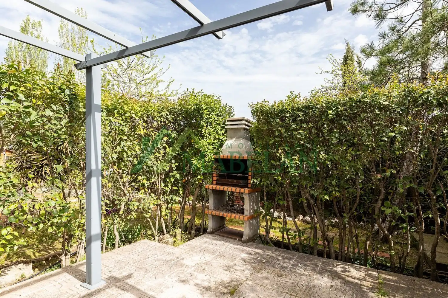 Jardí de Casa o xalet en venda en Las Rozas de Madrid amb Aire condicionat, Calefacció i Jardí privat