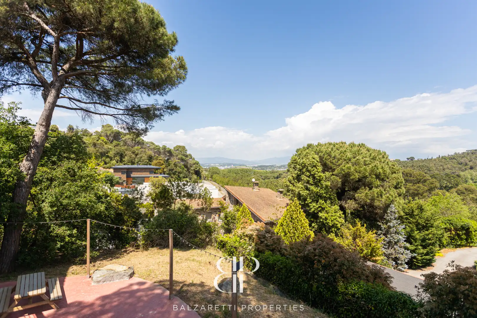 Garden of Houses for sale in Vallromanes  with Air Conditioner, Heating and Private garden