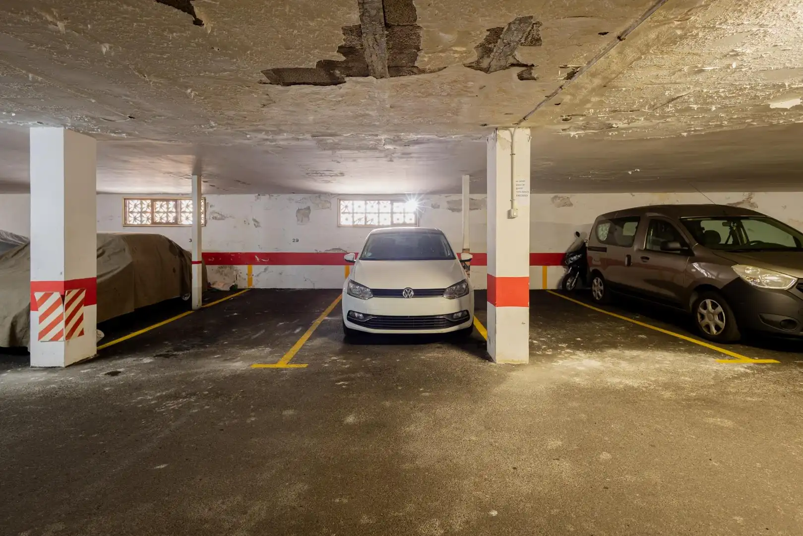 Parking de Apartamento en venta en San Cristóbal de la Laguna con Piscina comunitaria