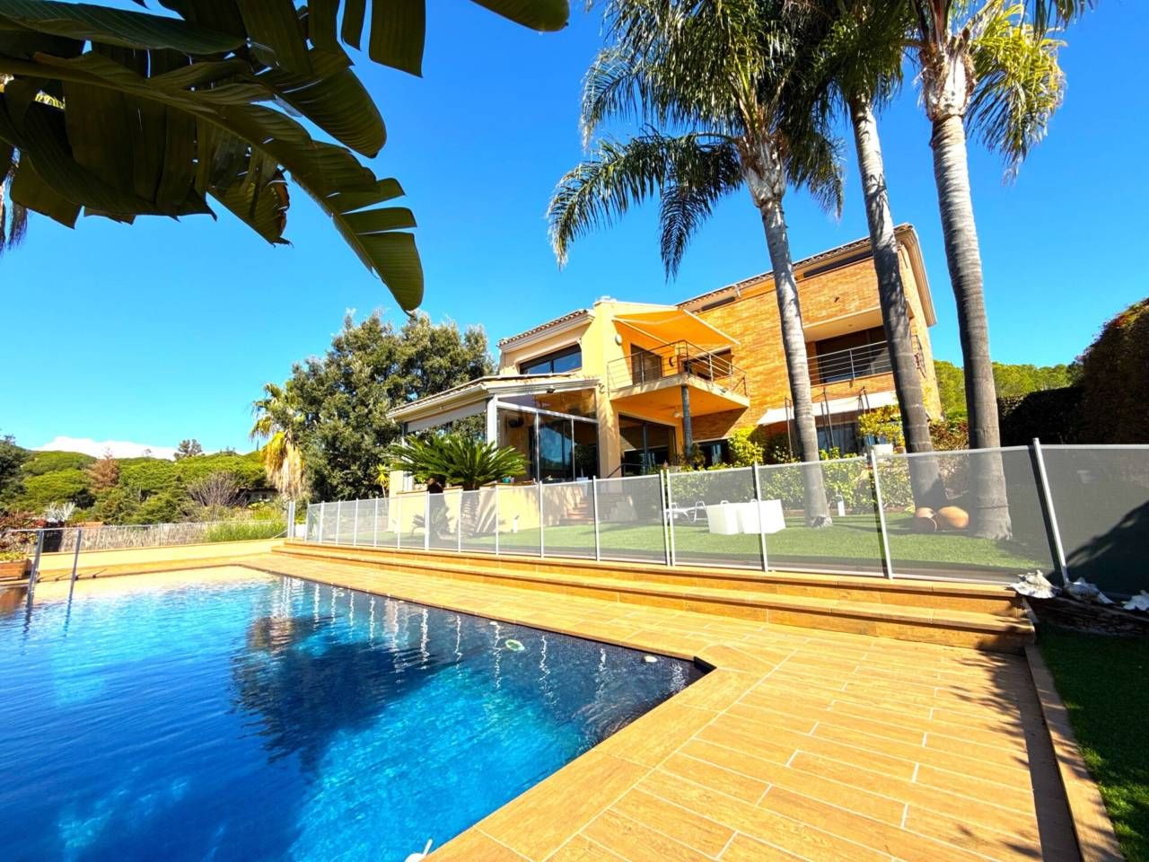 Piscina de Casa o xalet en venda en Sant Vicenç de Montalt amb Aire condicionat, Calefacció i Jardí privat