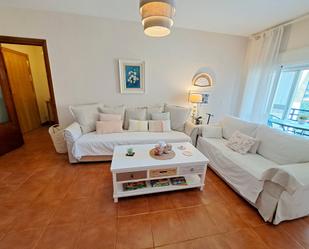 Living room of Flat to rent in Marbella  with Terrace, Furnished and Oven