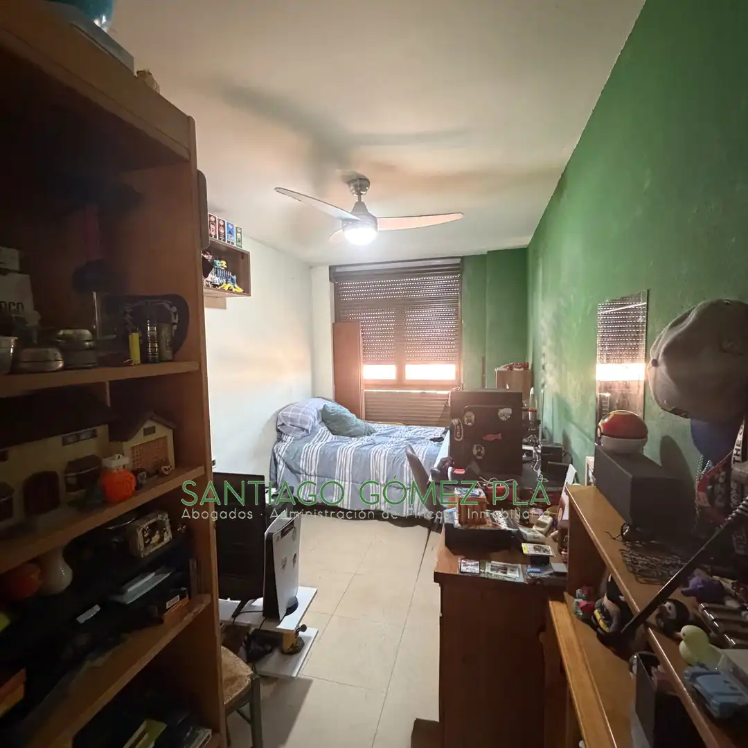 Habitación de Piso en venta en Silla con Aire acondicionado, Amueblado y Horno