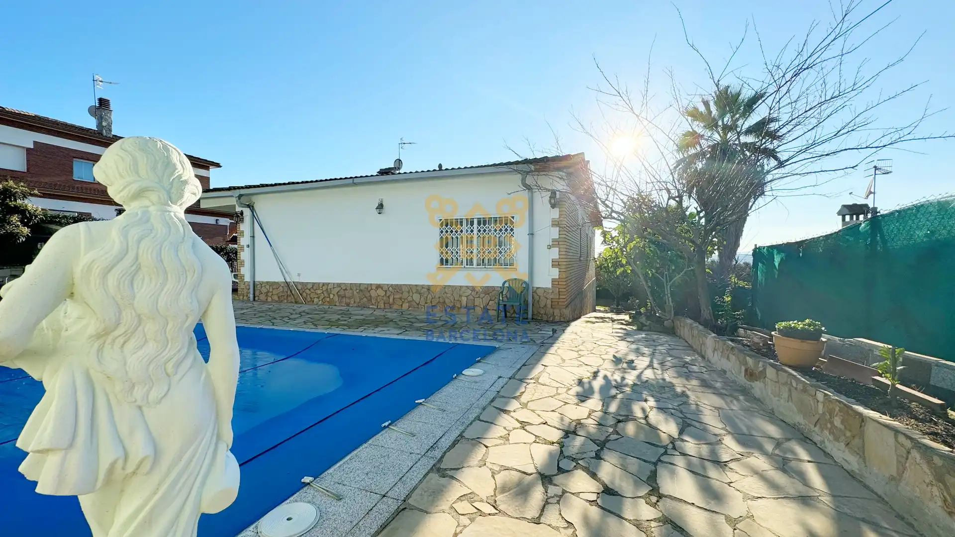Schwimmbecken von Haus oder Chalet zum Verkauf in Lloret de Mar mit Klimaanlage, Heizung und Schwimmbad
