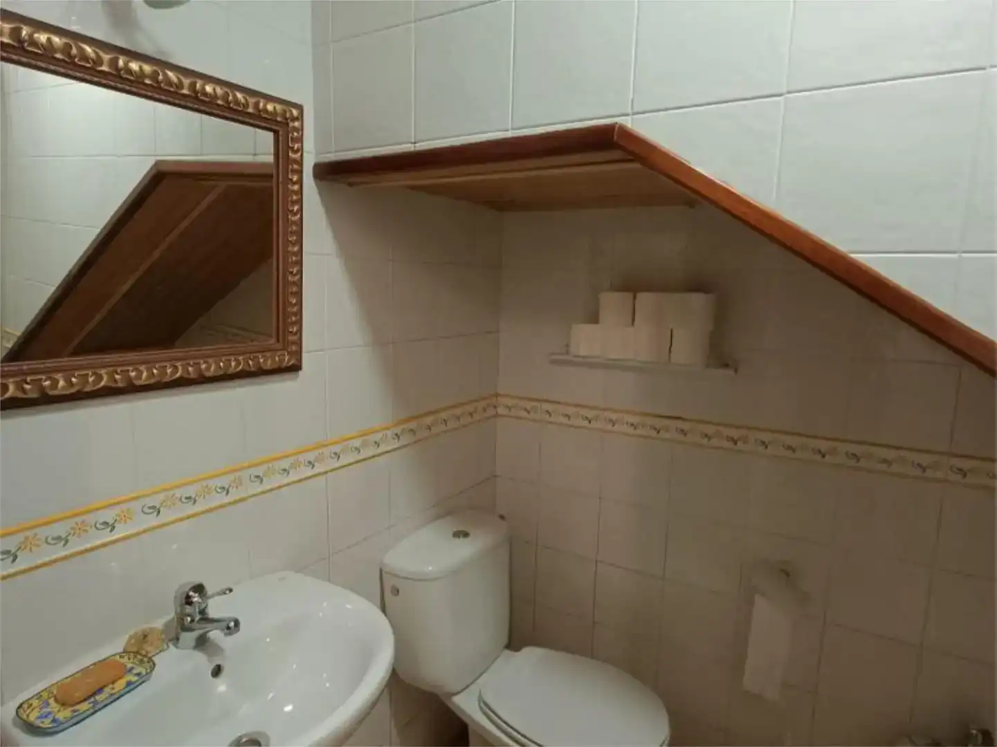 Bathroom of Country homes for rent in Somiedo  with Private garden, Parquet flooring and Storage room
