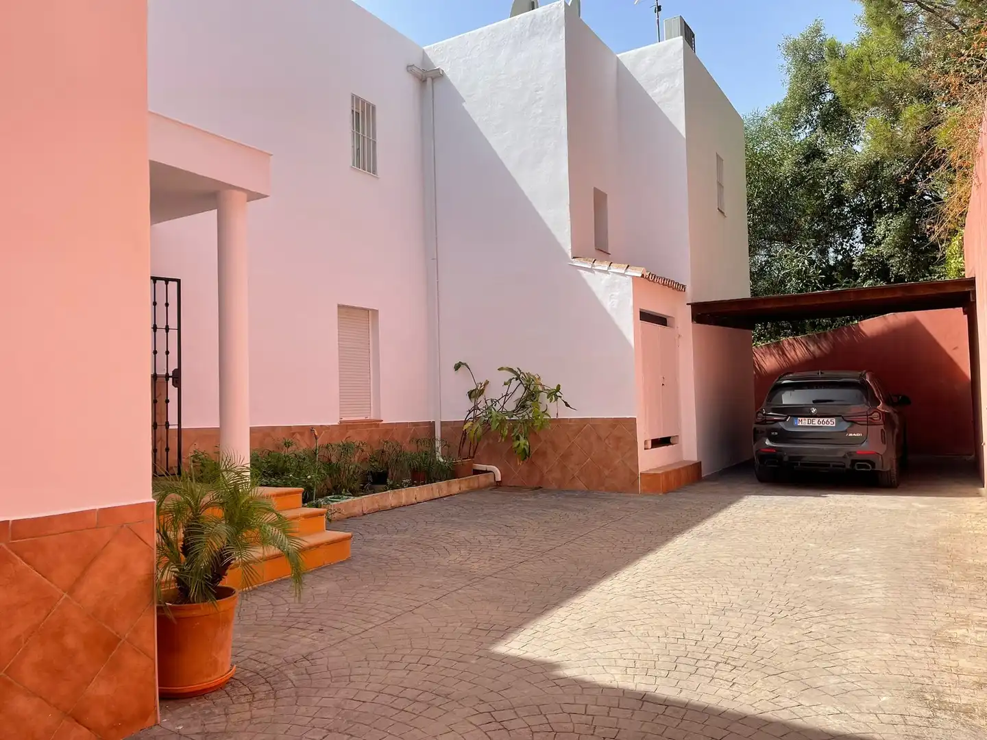 House with terrace for sale in Calle Berlín, imagen 2