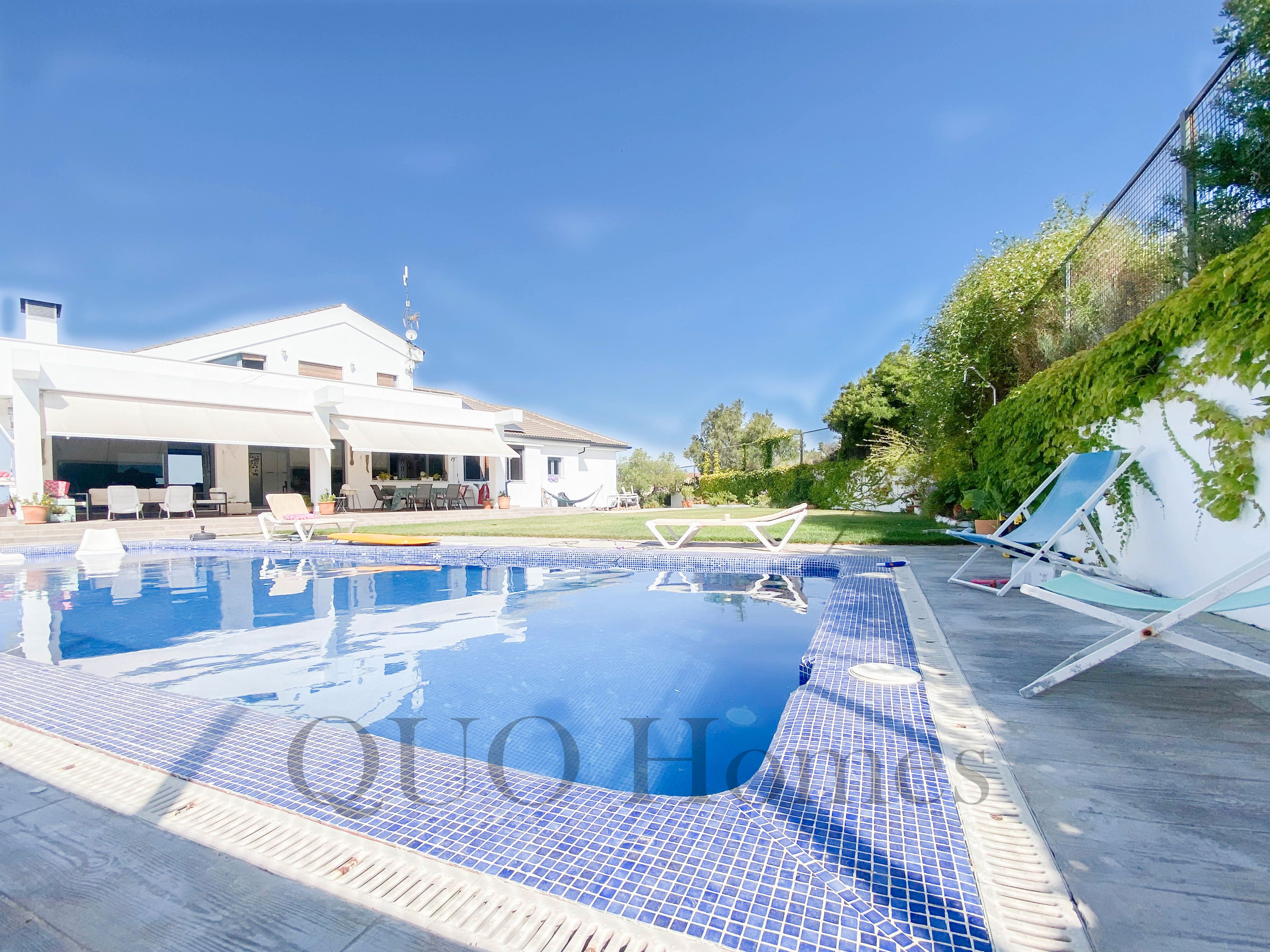 Swimming pool of House or chalet for sale in Jerez de la Frontera  with Air Conditioner, Terrace and Storage room