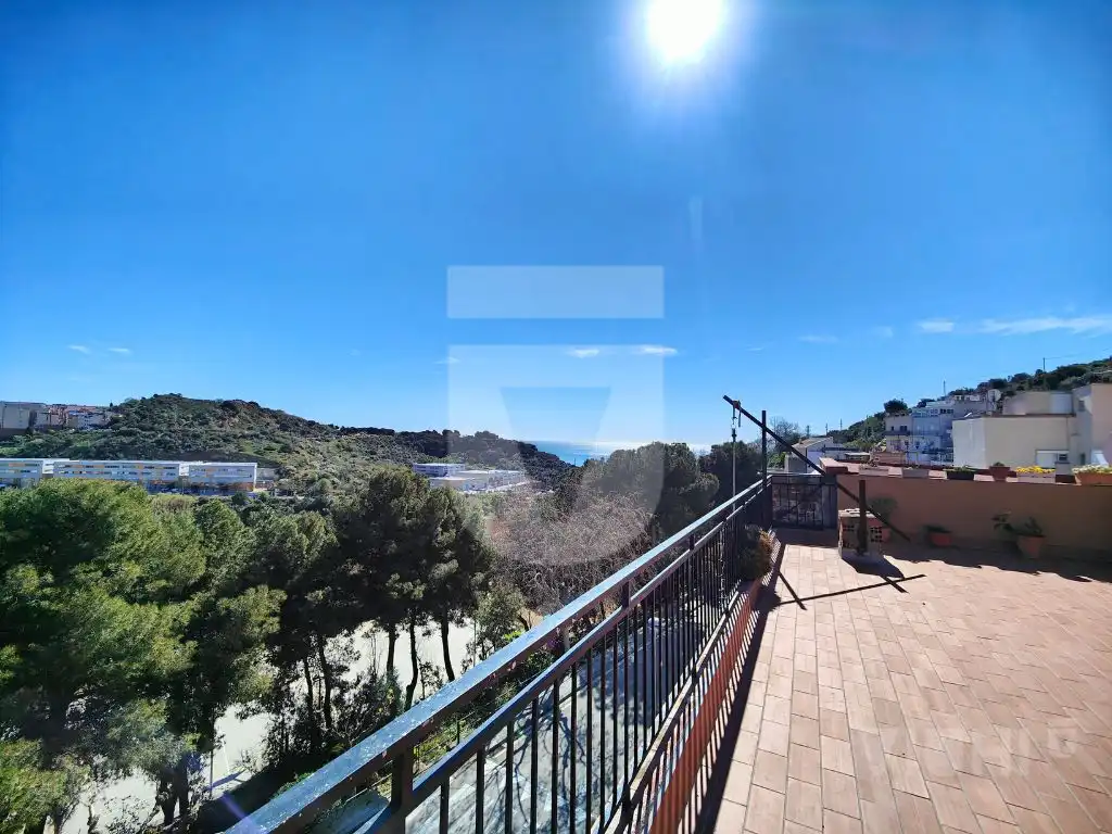 Exterior view of Attic for sale in Montgat  with Air Conditioner, Heating and Parquet flooring