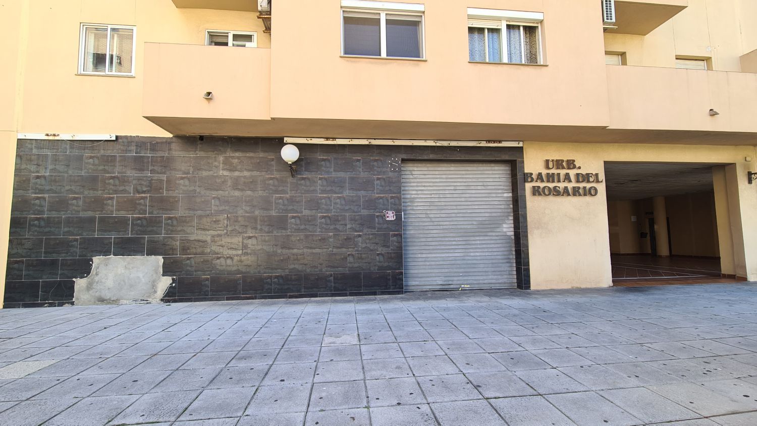 Vista exterior de Local en venda en Algeciras