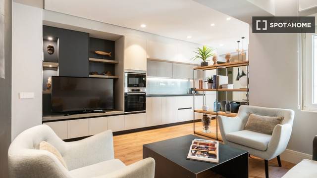 Piso en Alquiler en Universidad - Malasaña