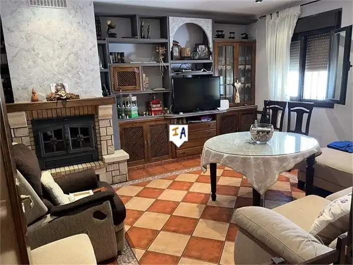 Sala de estar de Casa adosada en venta en Zuheros con Aire acondicionado y Internet