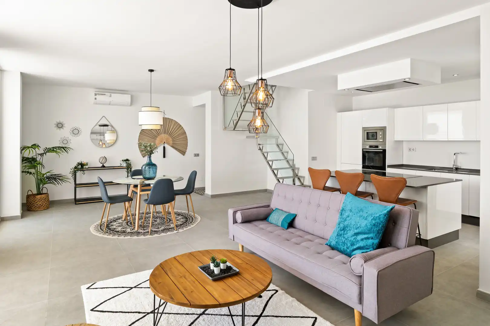 Living room of Attic for sale in Estepona  with Air Conditioner, Heating and Terrace