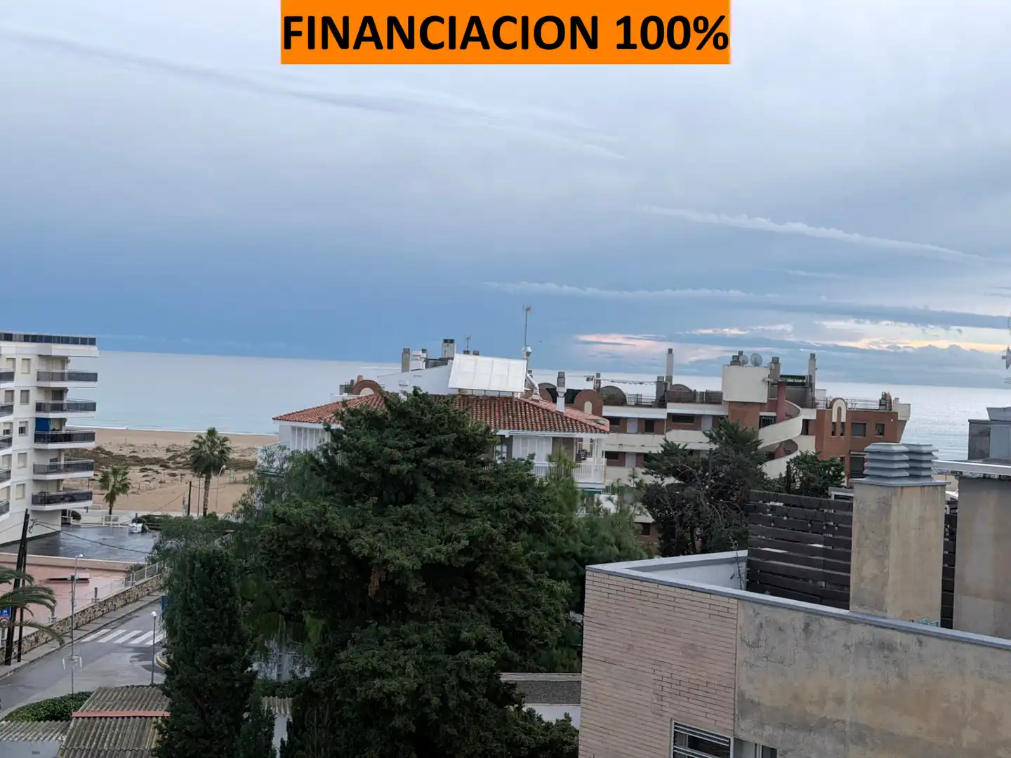 Vista exterior de Àtic en venda en Torredembarra amb Terrassa i Piscina comunitària