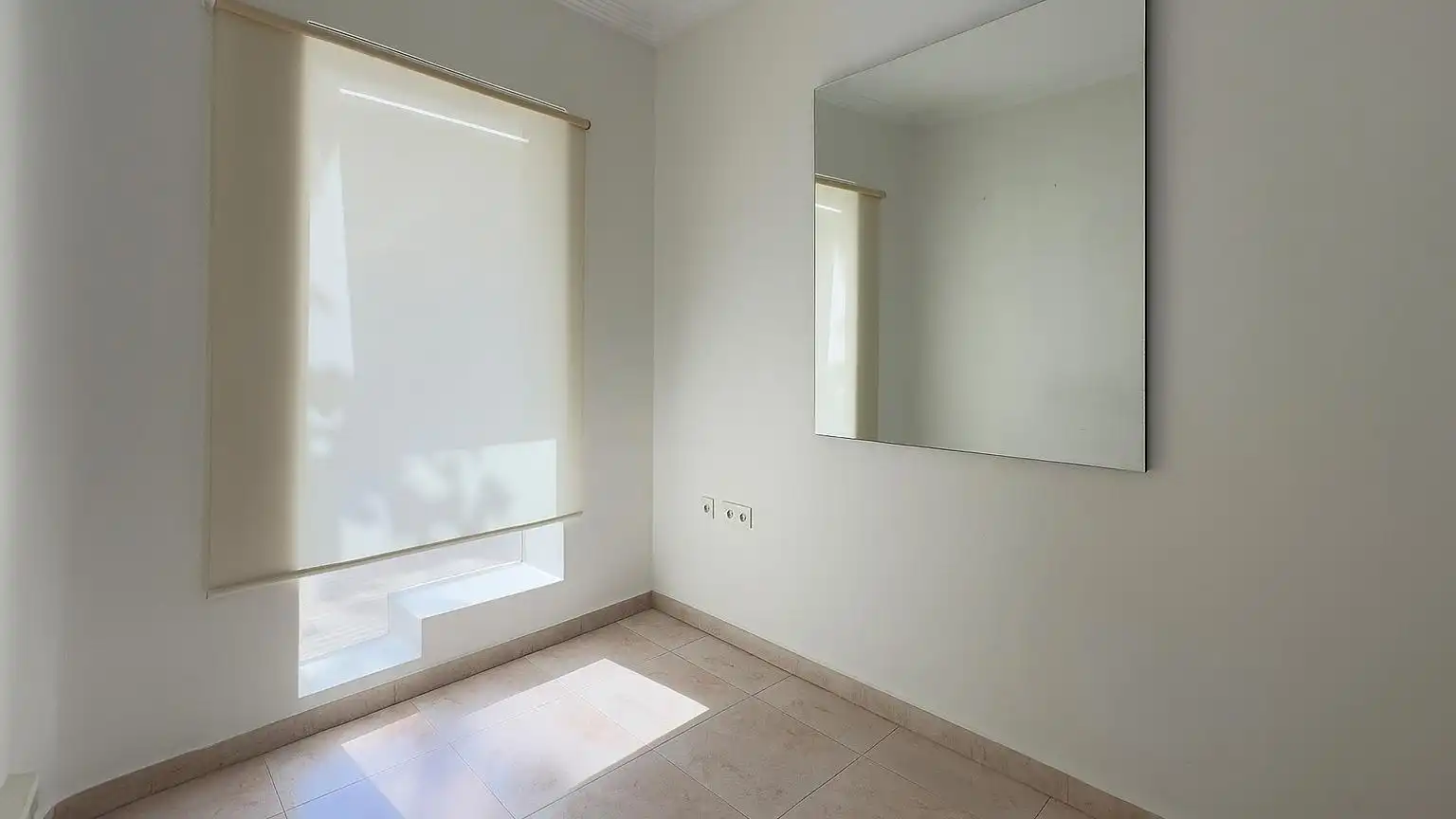 Locale commerciale in vendita a Calle Pintor Llorens, imagen 9