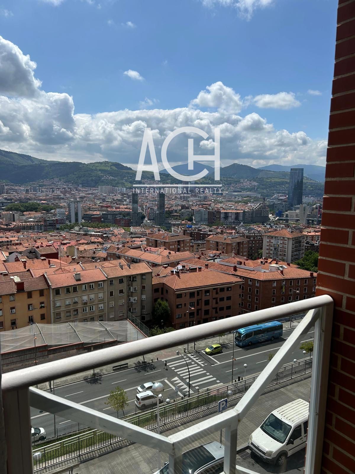 Exterior view of Flat to rent in Bilbao   with Heating, Terrace and Furnished