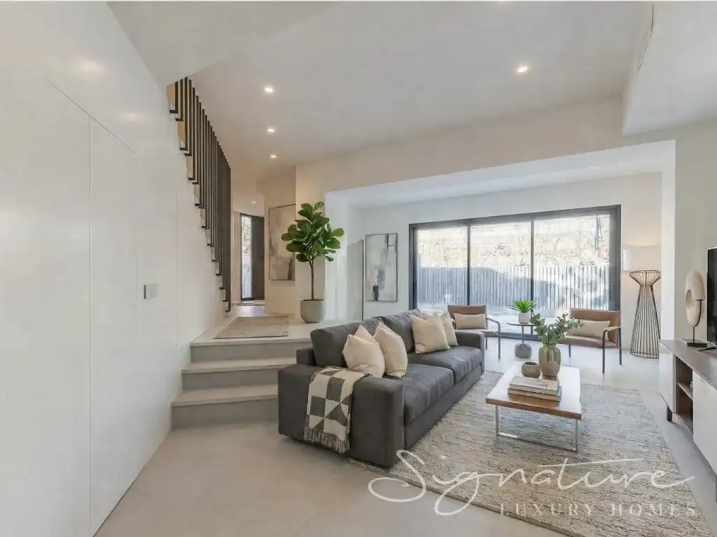 Living room of Houses for sale in Sant Cugat del Vallès  with Air Conditioner, Private garden and Swimming Pool