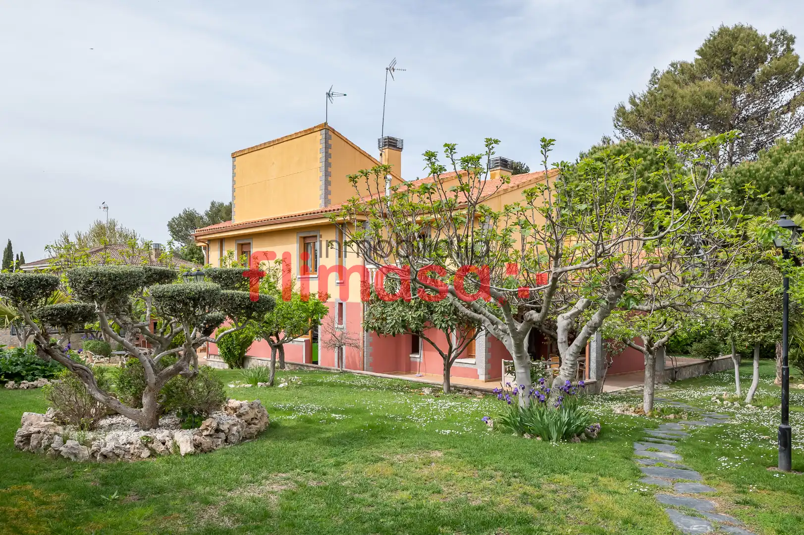 Vista exterior de Casa o chalet en venta en Villaviciosa de Odón con Calefacción, Jardín privado y Terraza