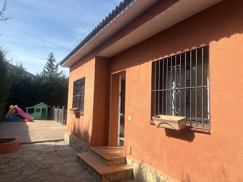 Außenansicht von Haus oder Chalet zum Verkauf in Sant Quintí de Mediona mit Heizung, Privatgarten und Parkett