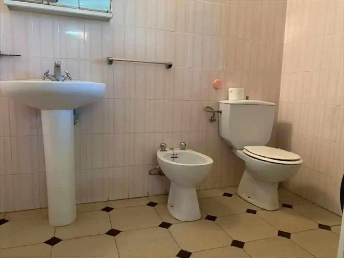 Baño de Finca rústica en venta en Valsequillo con Jardín privado, Trastero y Amueblado