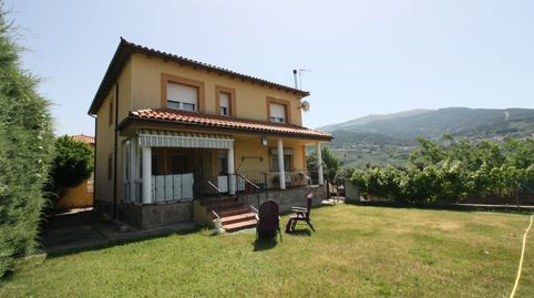 INMOBILIARIA TASARENAS VENDE CHALET EN MOMBELTRAN