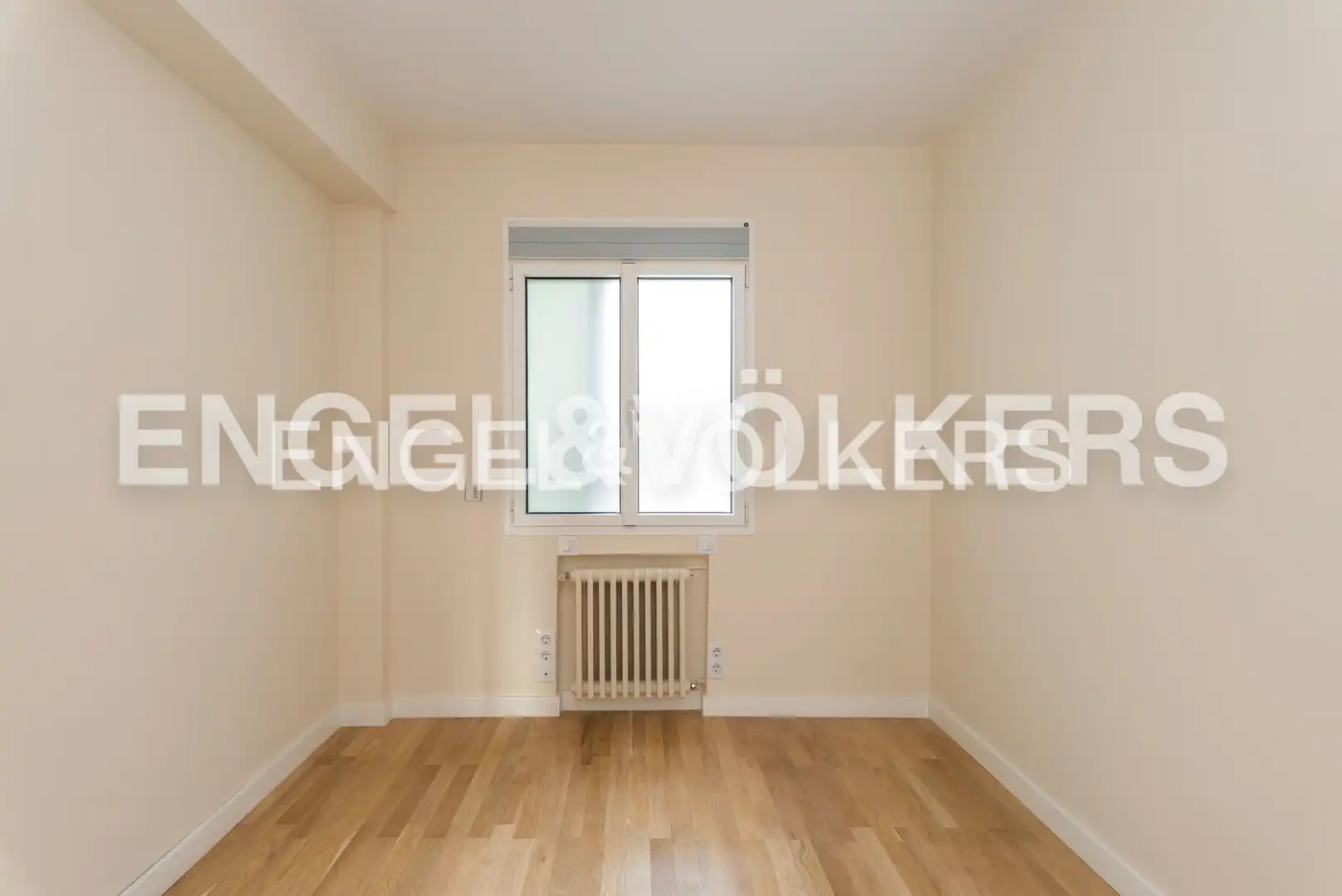 Habitación de Piso de alquiler en Madrid con Aire acondicionado, Calefacción y Parquet