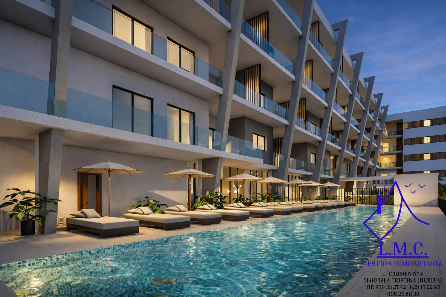 Piscina de Edificio en venta en Isla Cristina