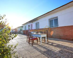 Vista exterior de Casa o xalet en venda en Cantalpino amb Calefacció, Jardí privat i Terrassa