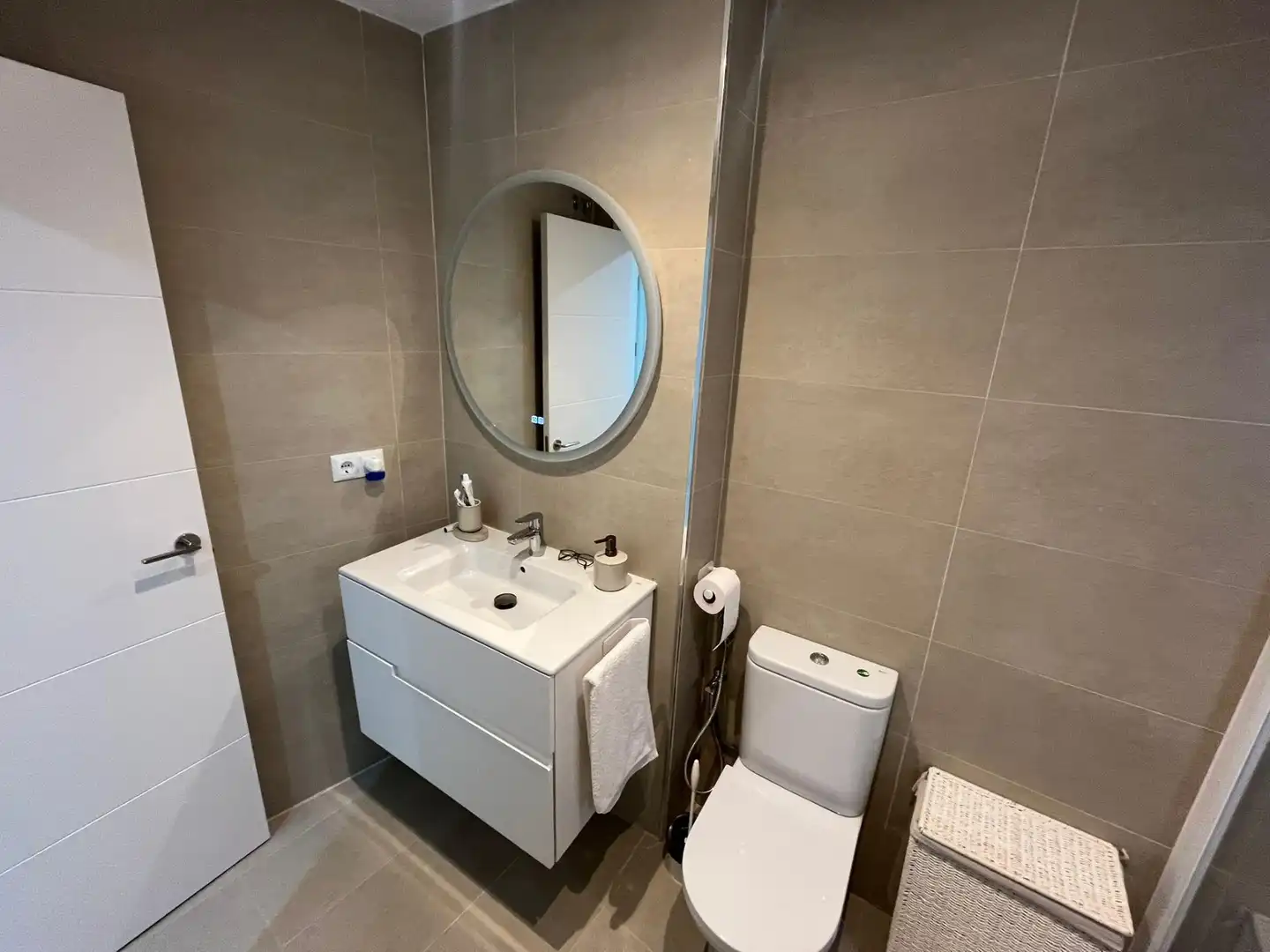 Badezimmer von Maisonette zum Verkauf in Sevilla mit Klimaanlage, Möbliert und Balkon