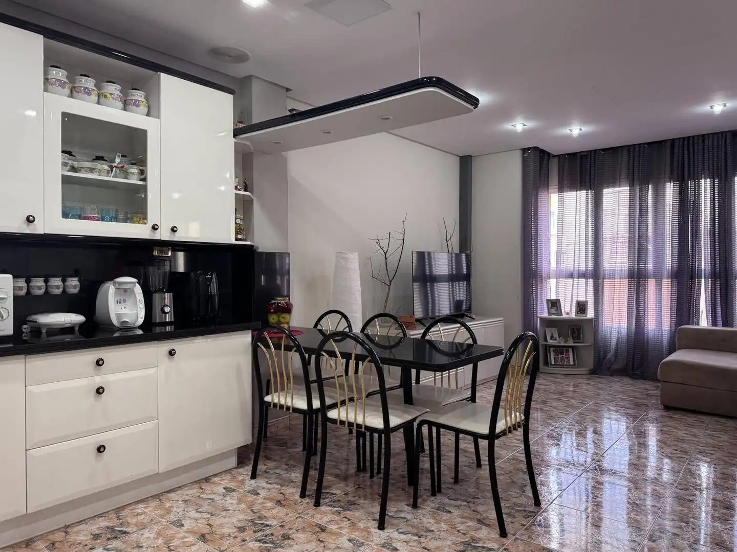 Cocina de Casa adosada en venta en Telde con Terraza, Trastero y Balcón
