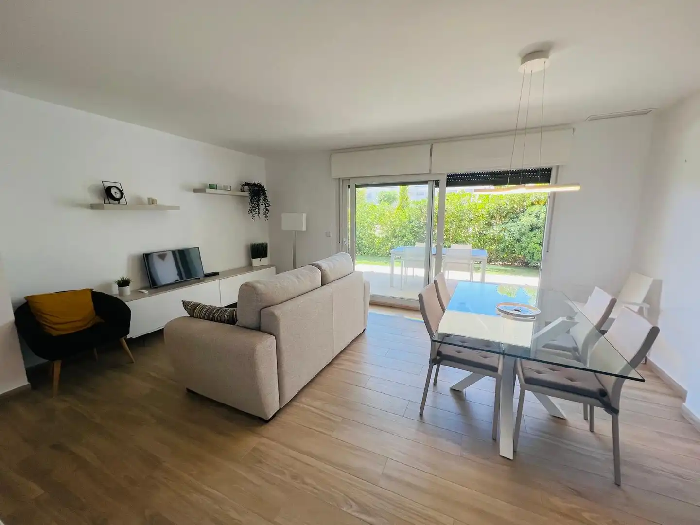 Sala d'estar de Planta baixa en venda en Orihuela amb Aire condicionat, Terrassa i Traster