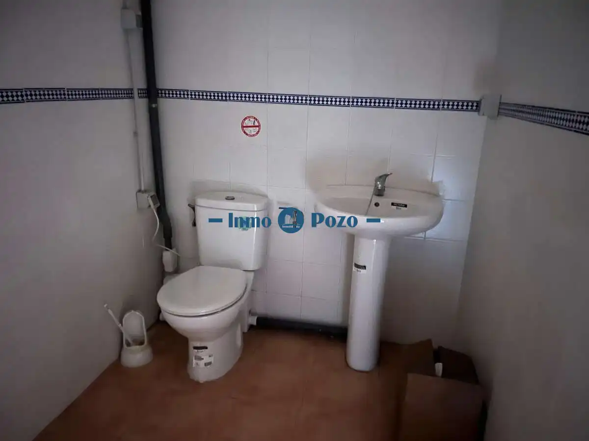 Local comercial en venda a Almendralejo, imagen 9