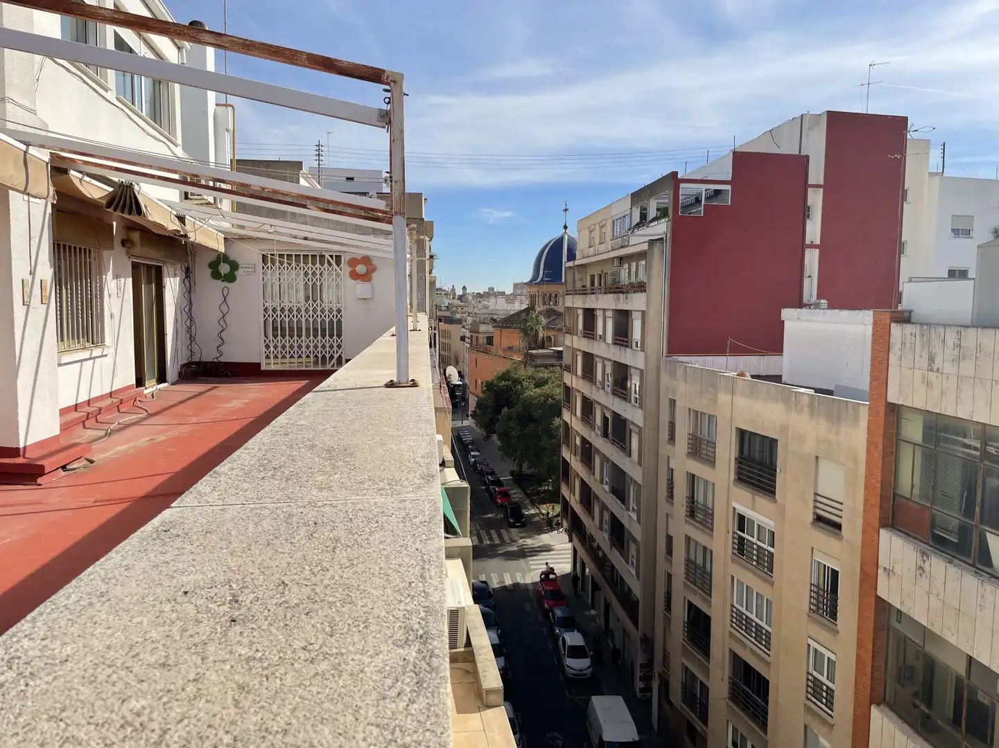 Vista exterior de Ático en venta en Valencia con Aire acondicionado, Calefacción y Parquet