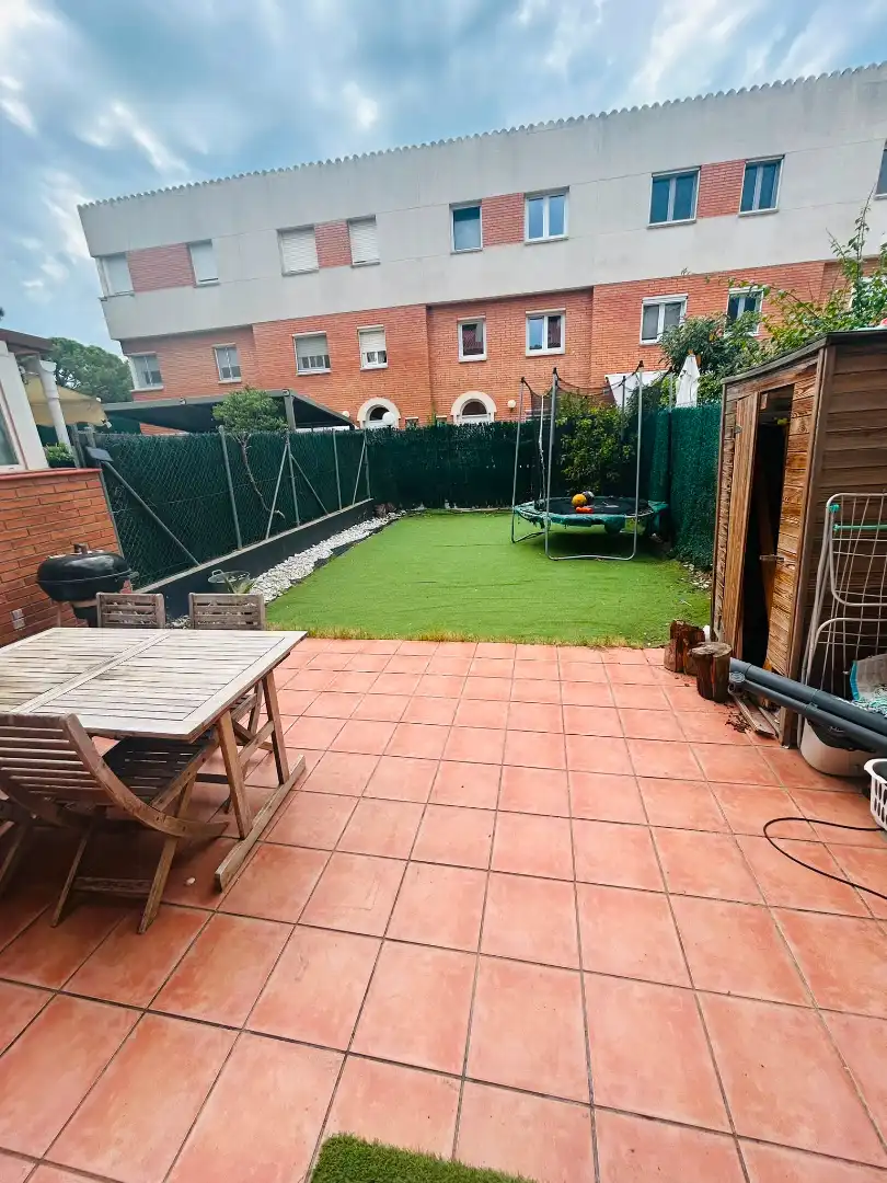 Terraced house with pool for sale in Gavà Mar, imagen 4
