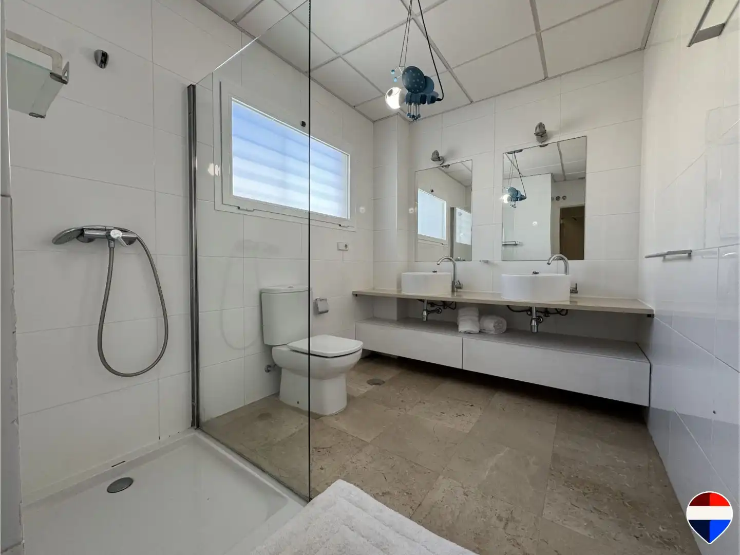 Bathroom of Detached homes for sale in Mairena del Aljarafe  with Air Conditioner, Terrace and Storage room