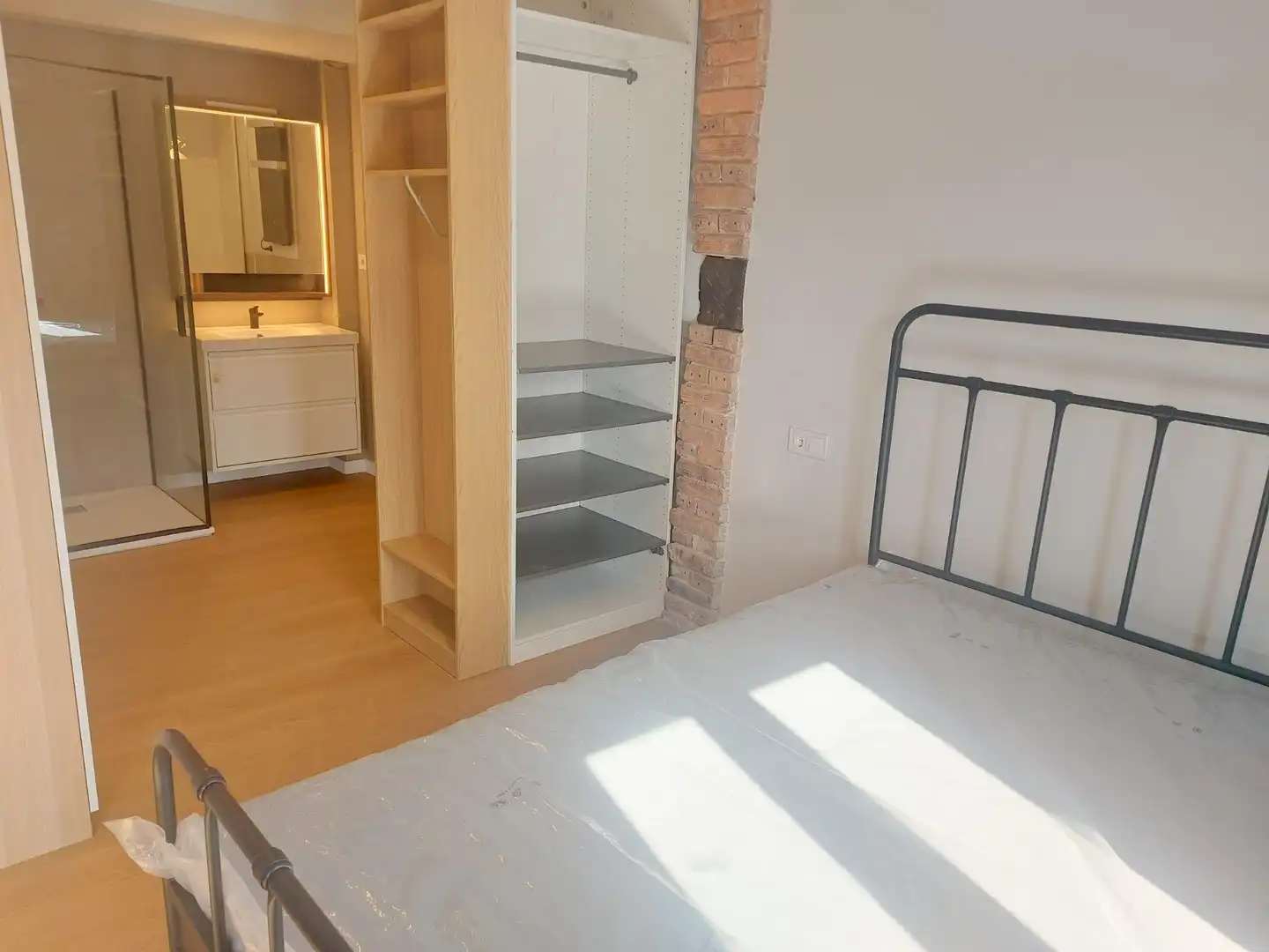 Habitación de Piso en venta en Bilbao  con Calefacción, Amueblado y Balcón