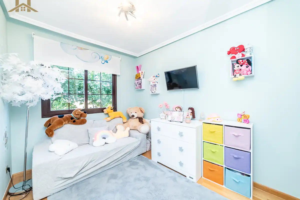 Bedroom of Flat for sale in Navalcarnero  with Air Conditioner, Heating and Parquet flooring