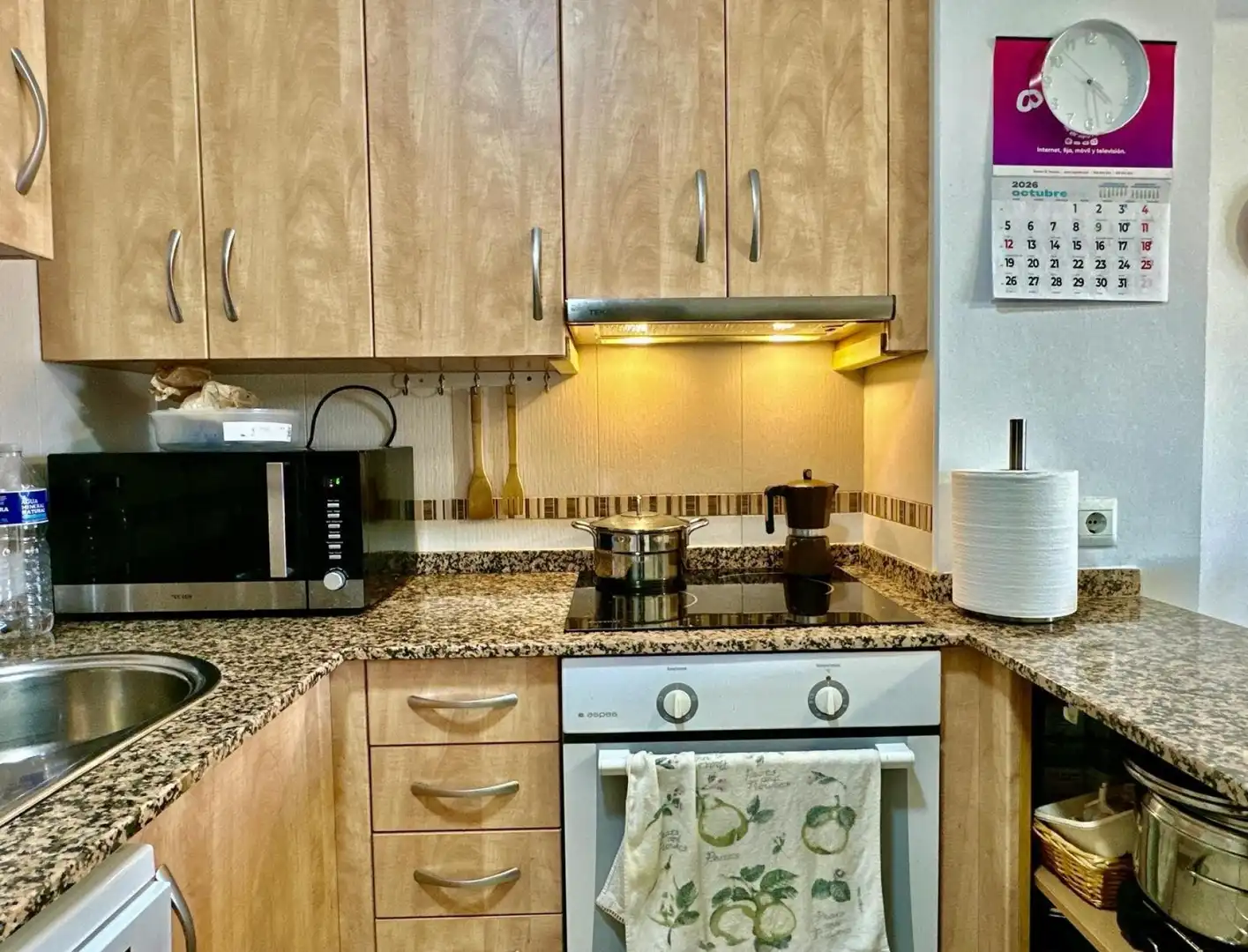Kitchen of Flat for sale in Casco Urbano