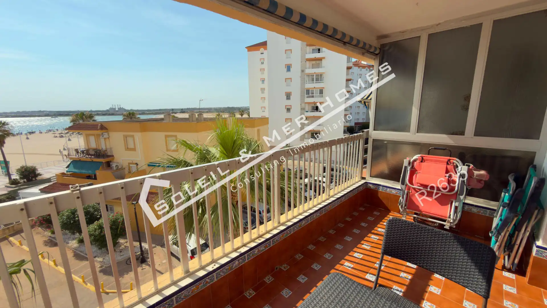 Flat with terrace for sale in Paseo Marítimo, imagen 5